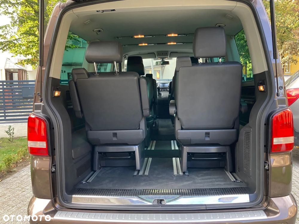 Volkswagen Multivan - 9