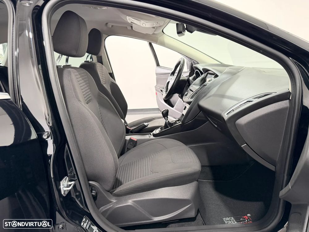 Ford Focus 1.5 TDCi Titanium - 35