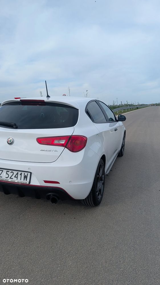 Alfa Romeo Giulietta 1750 TBi Veloce TCT - 23