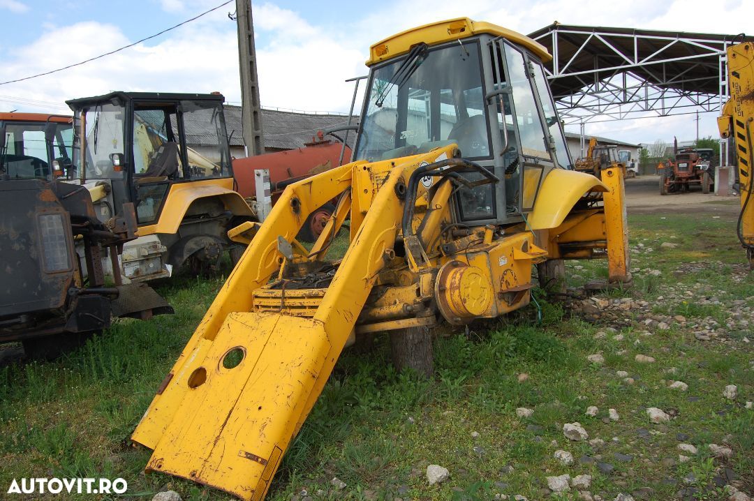 Dezmembrez JCB 4CX din 1994 - 1