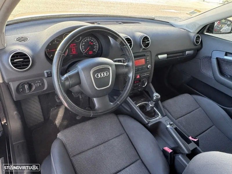 Audi A3 Sportback 1.9 TDi Sport - 2