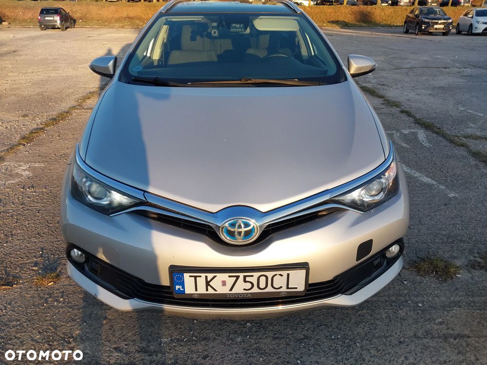 Toyota Auris 1.8 HSD Luna - 6