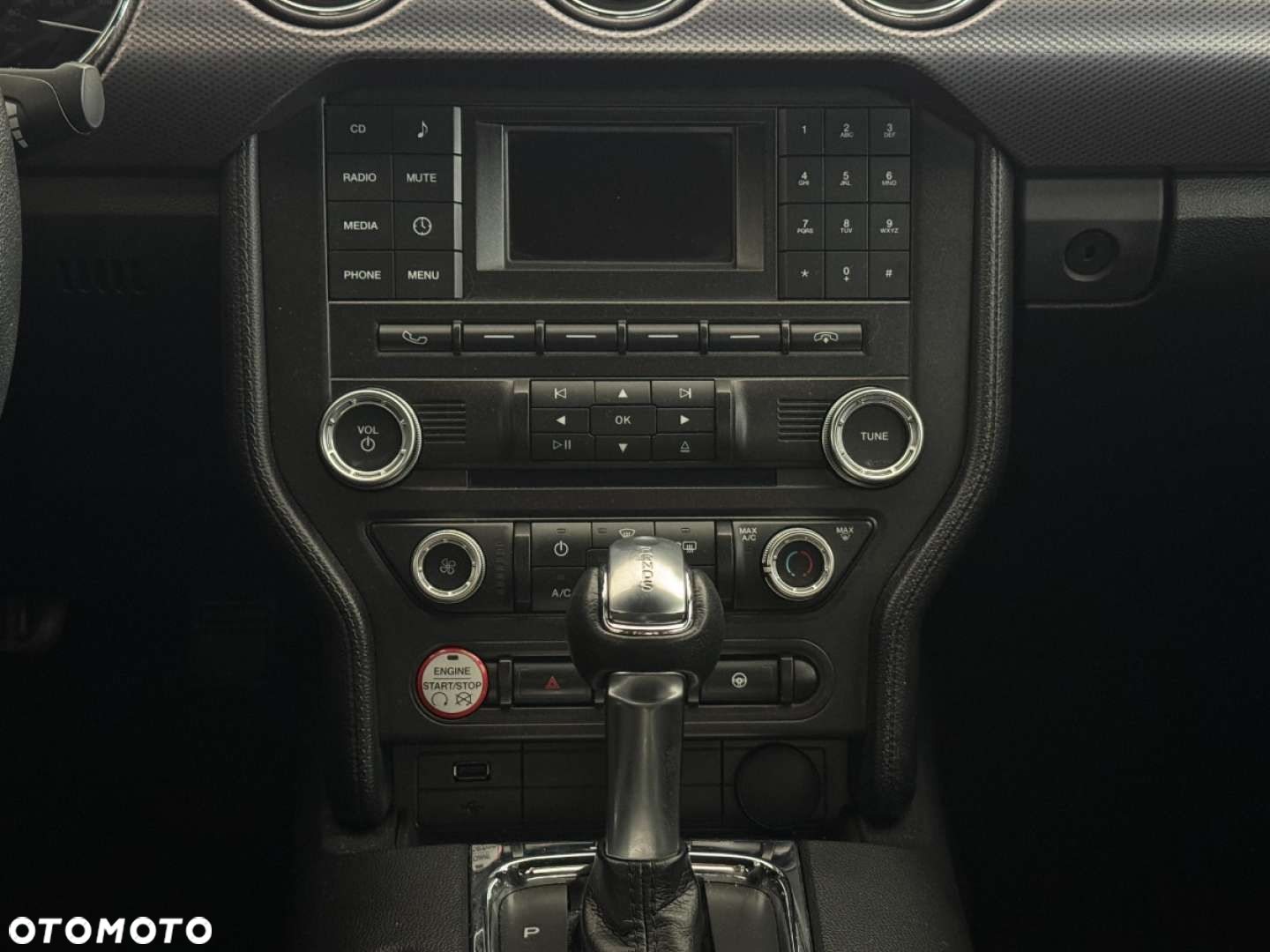 Ford Mustang - 28