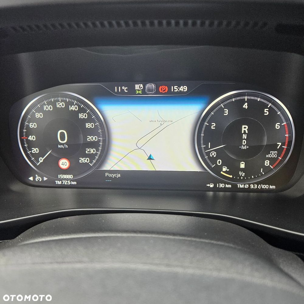 Volvo XC 40 B4 B AWD DKG Momentum Pro - 29