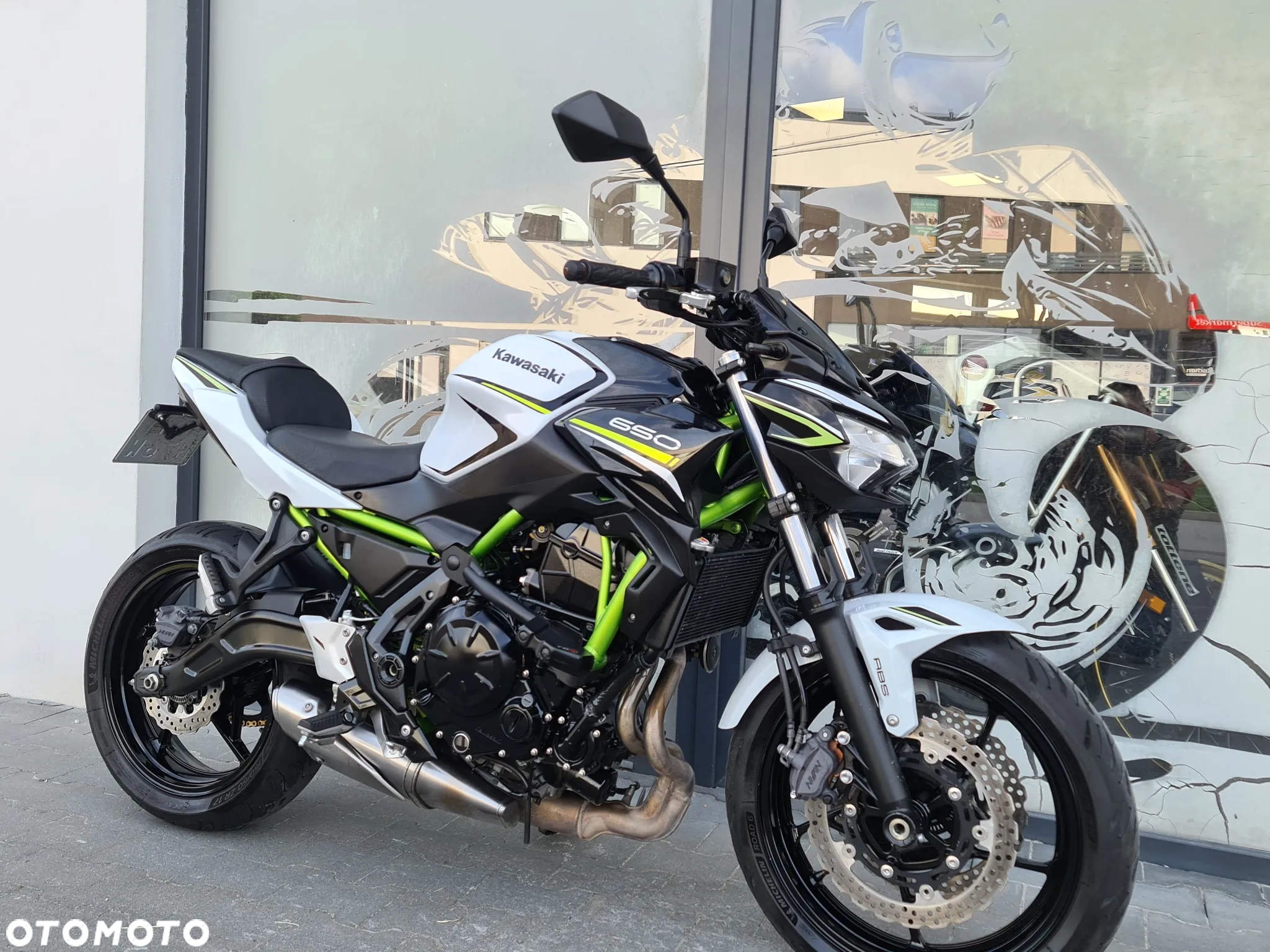 Kawasaki Z 650 - 6