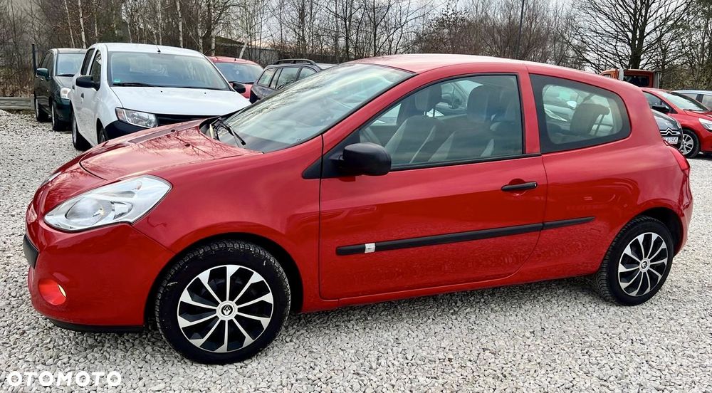 Renault Clio 1.2 16V 75 Dynamique - 14