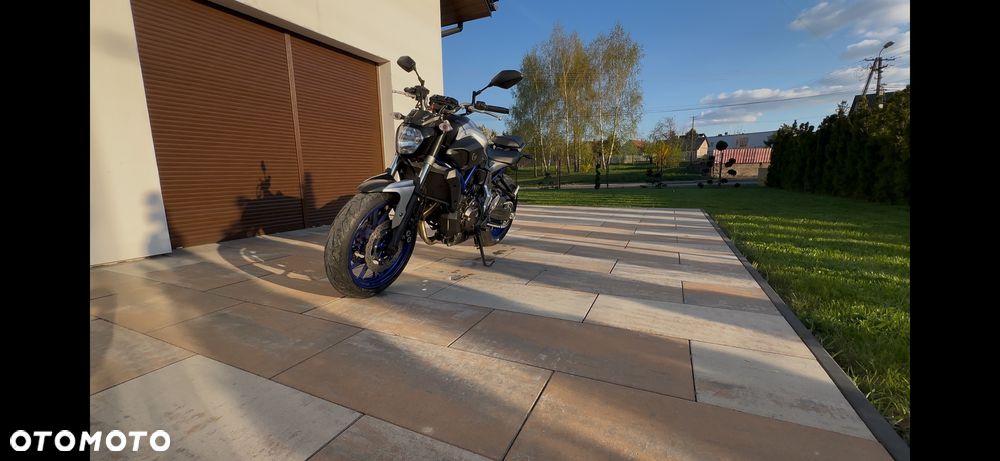 Yamaha MT - 9