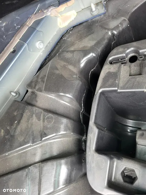 Renault Scenic 1.6 dCi Energy Bose Edition S&S - 21