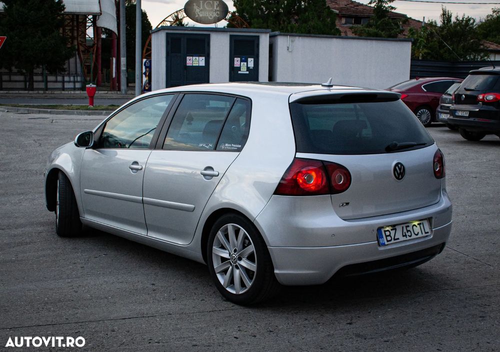Volkswagen Golf 1.6 Highline - 2