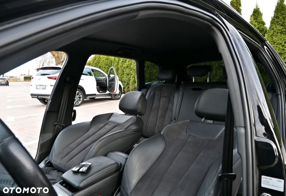 Audi A4 Avant 2.0 TDI Sport S tronic - 28