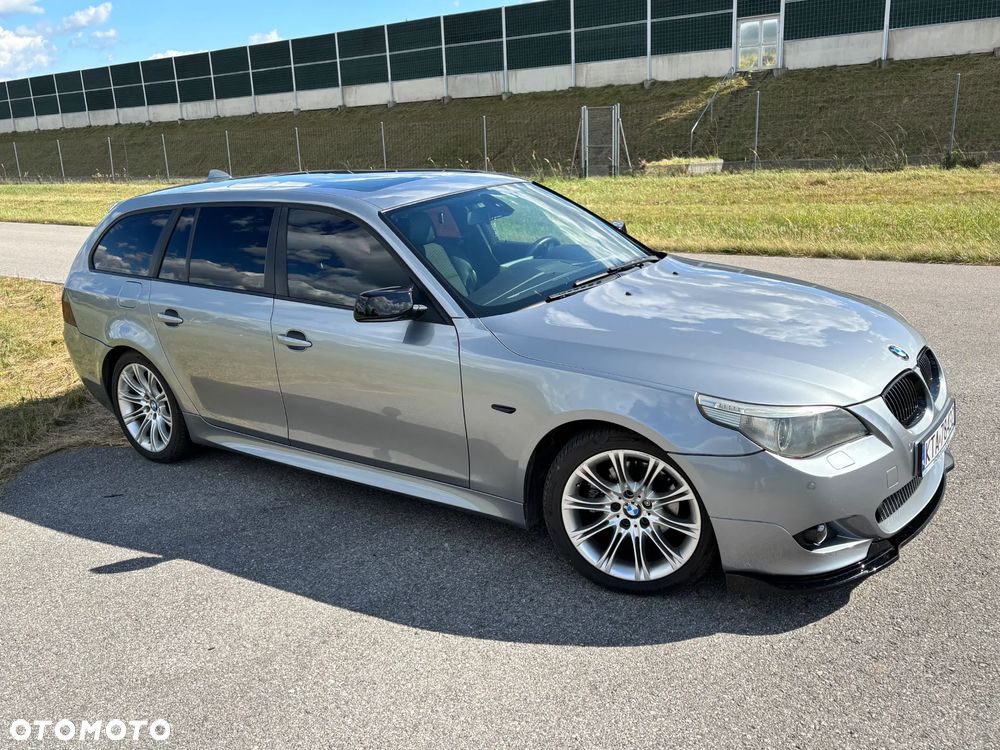 BMW Seria 5 525d - 4