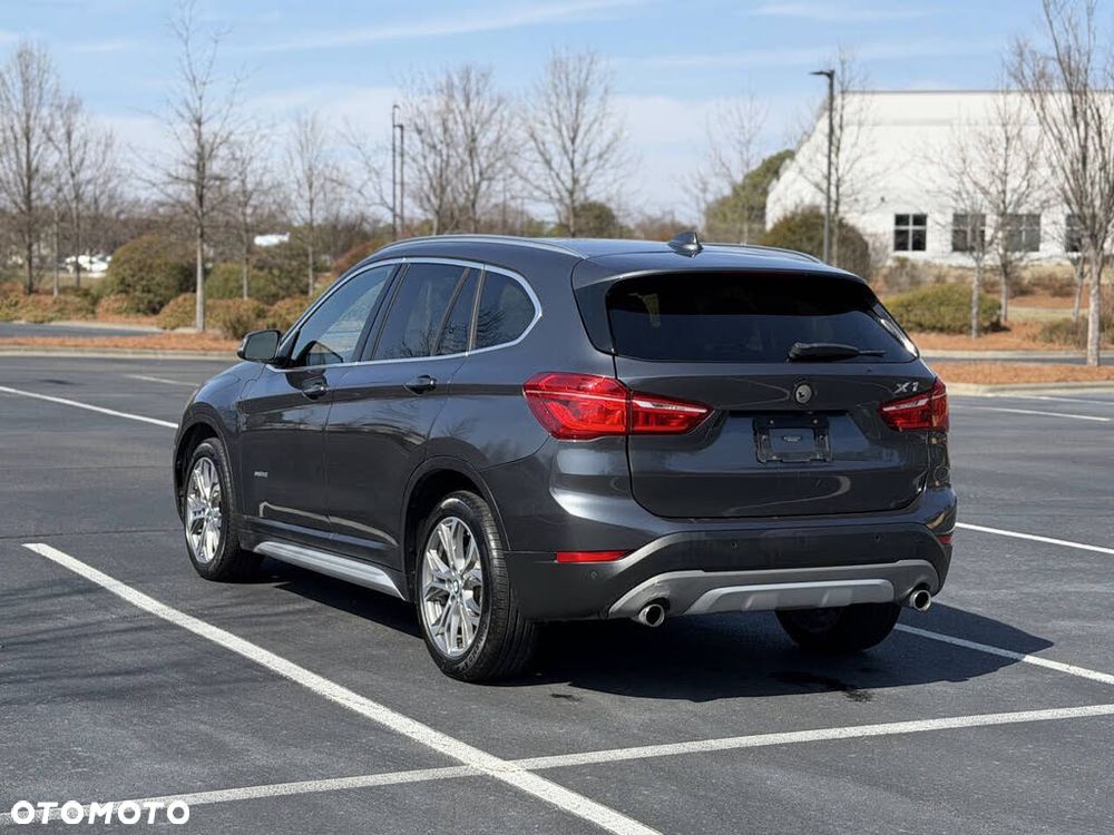 BMW X1 - 6