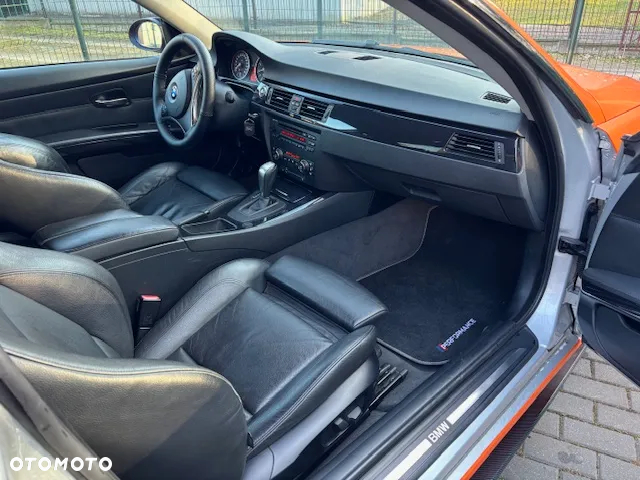 BMW Seria 3 325i Coupe - 5