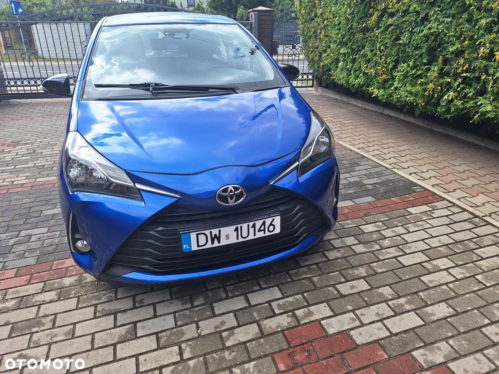 Toyota Yaris 1.5 Premium - 1