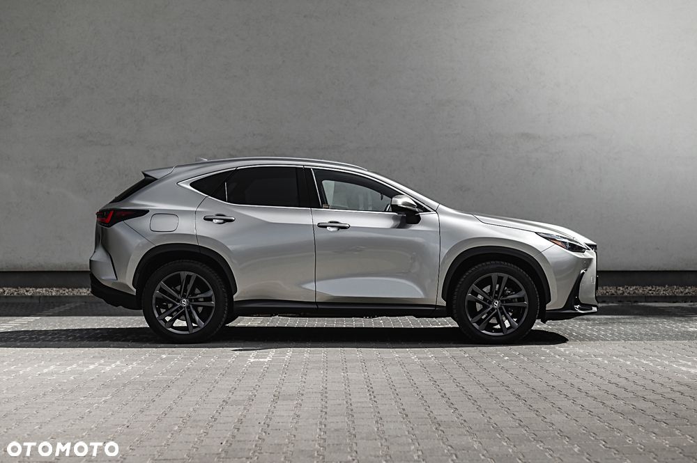 Lexus NX 450h+ Prestige AWD - 11