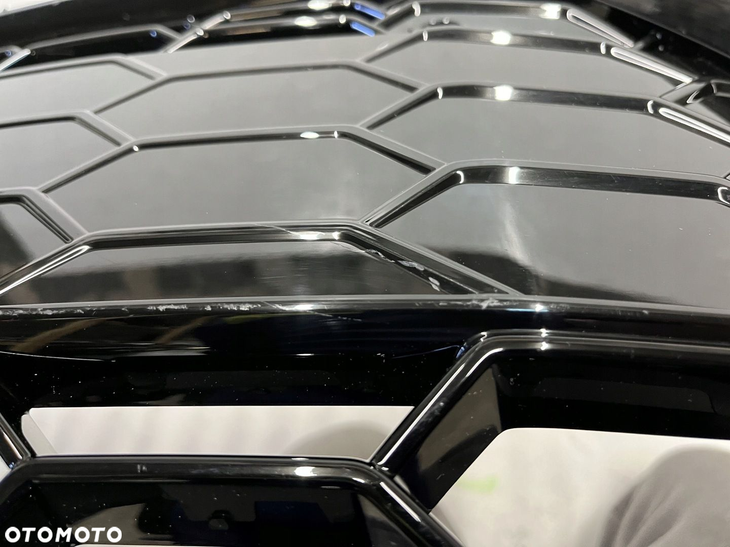 AUDI A4 B9 8W0 LIFT 2020 - S-LINE ATRAPA GRILL ORG - 5