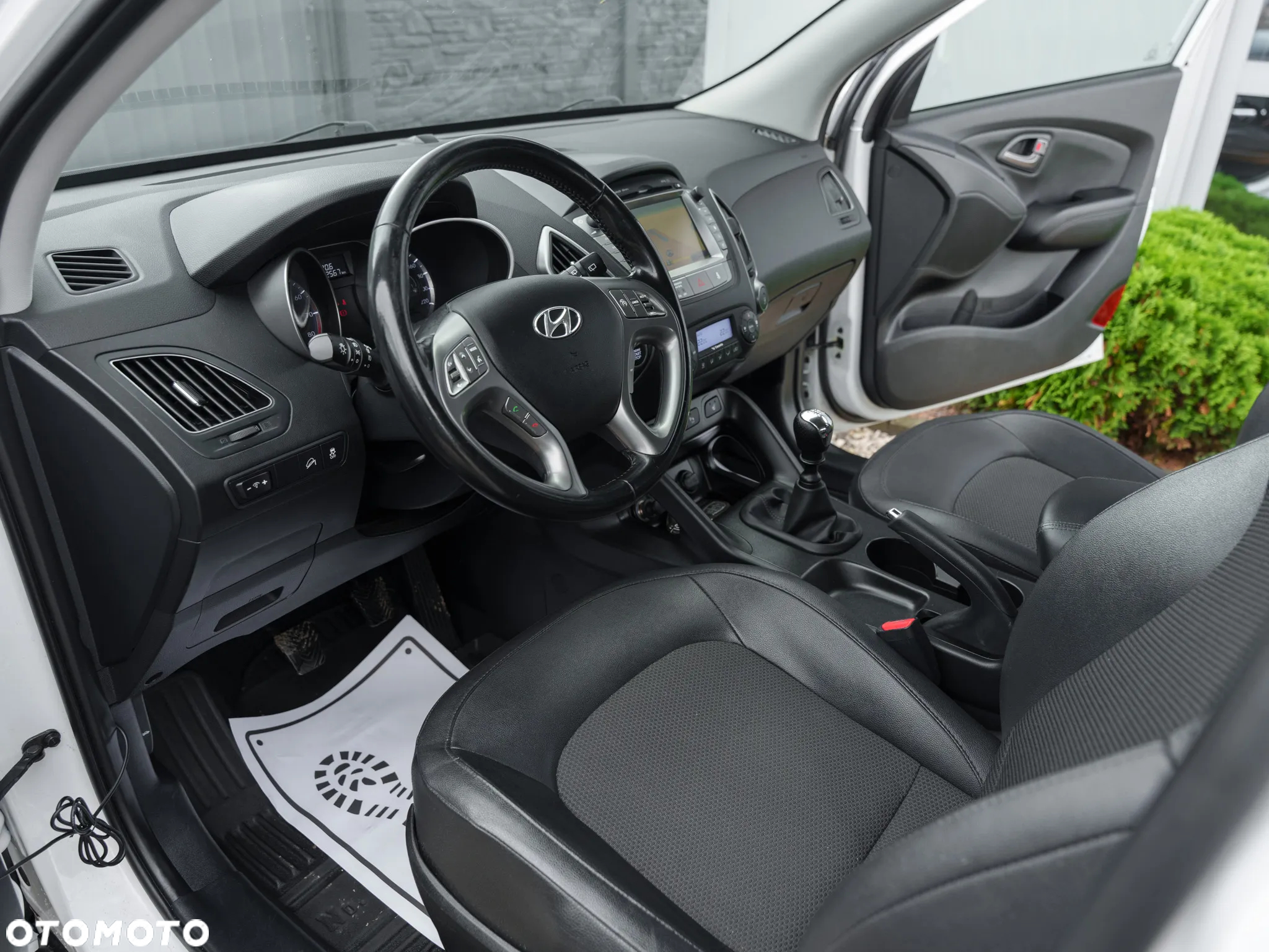 Hyundai ix35 1.6 GDI Premium 2WD - 17