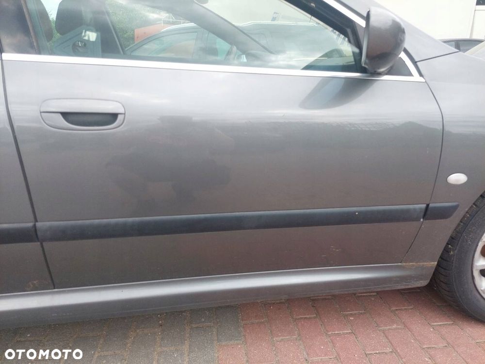 DRZWI KOMPLETNE PRAWY PRZÓD PEUGEOT 607 I - 2