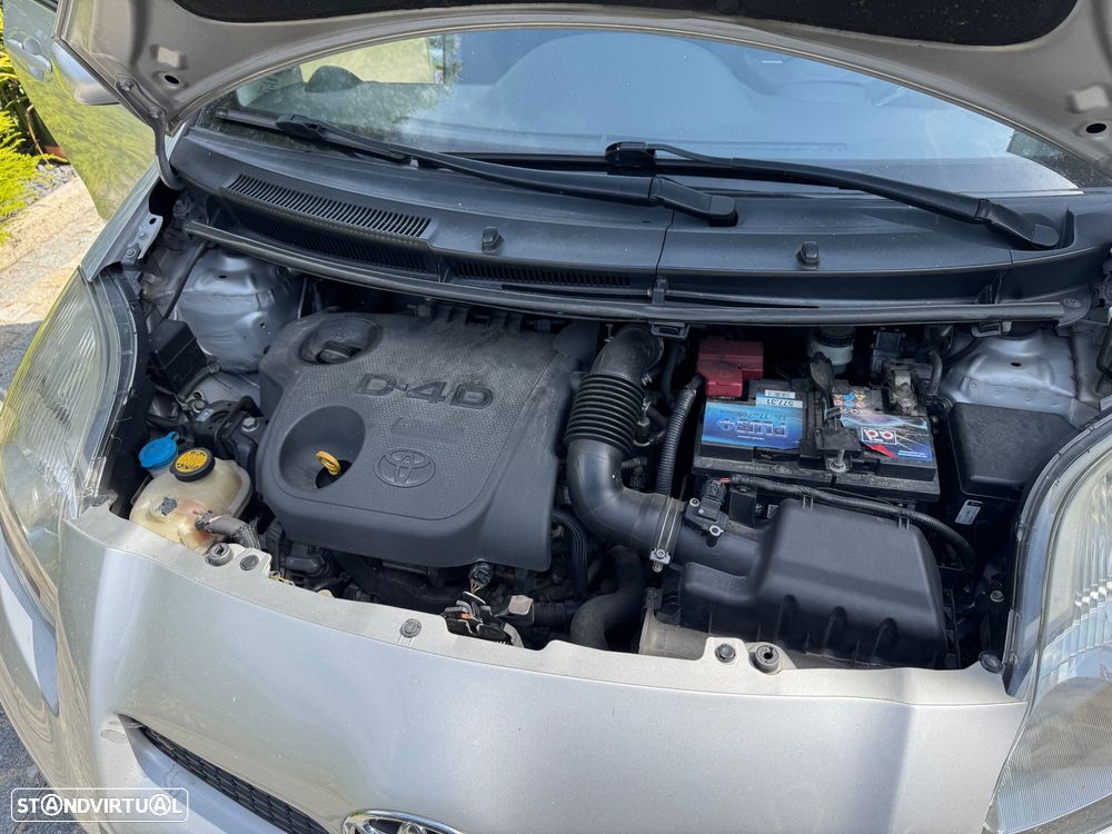 Toyota Yaris 1.4 D-4D Comfort+AC+VSC - 7