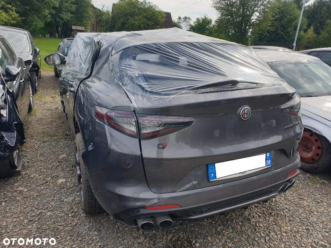 Alfa Romeo Stelvio 2.9 V6 Bi-Turbo Quadrifoglio Q4 - 15