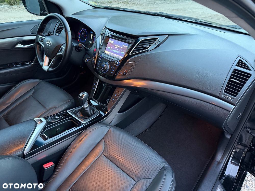Hyundai i40 Kombi 1.7 CRDi Premium - 23
