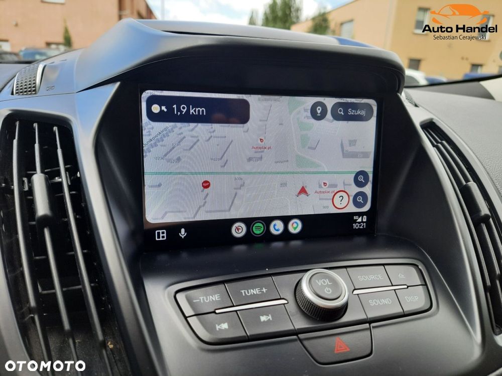Ford Kuga 1.5 EcoBoost 2x4 Titanium - 36
