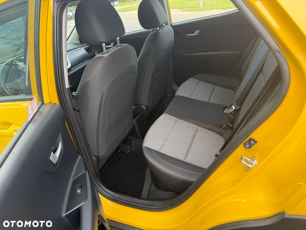 Kia Stonic 1.2 L - 11