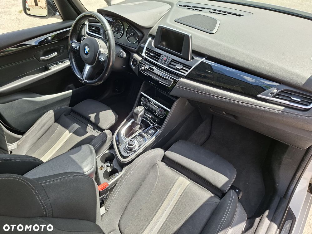 BMW Seria 2 218d Sport-Aut - 13