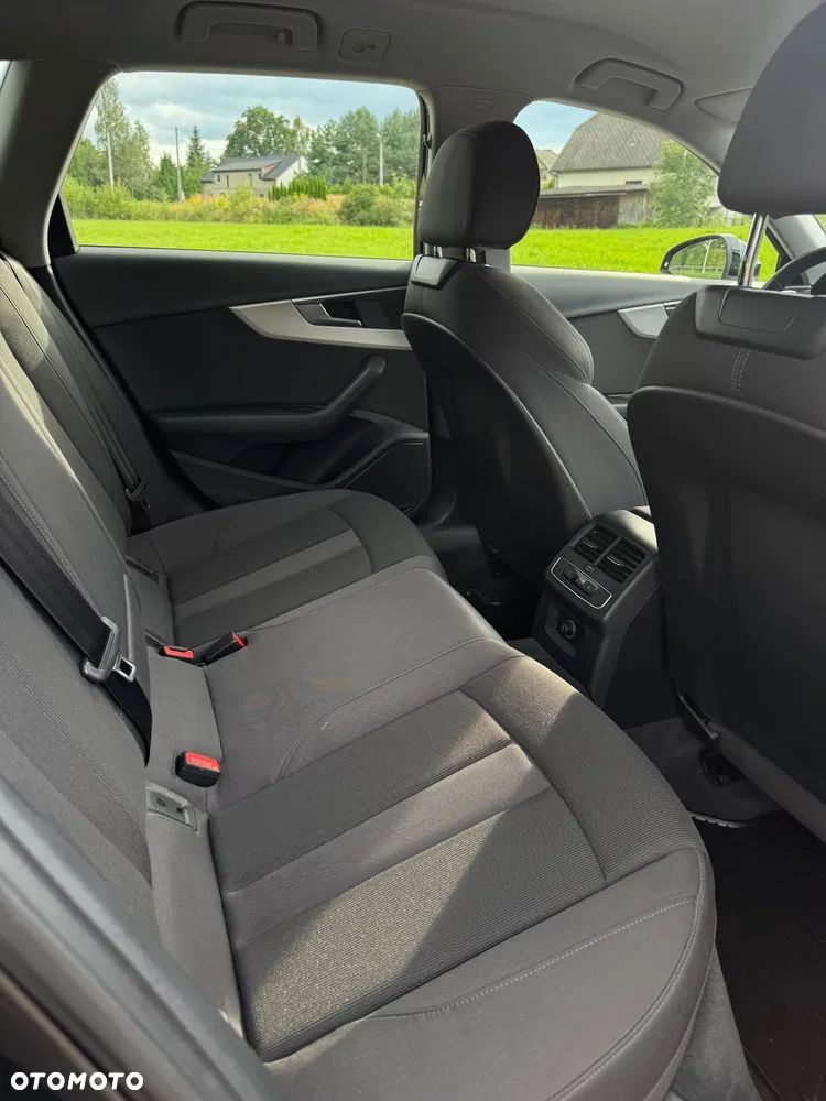 Audi A4 Avant - 33