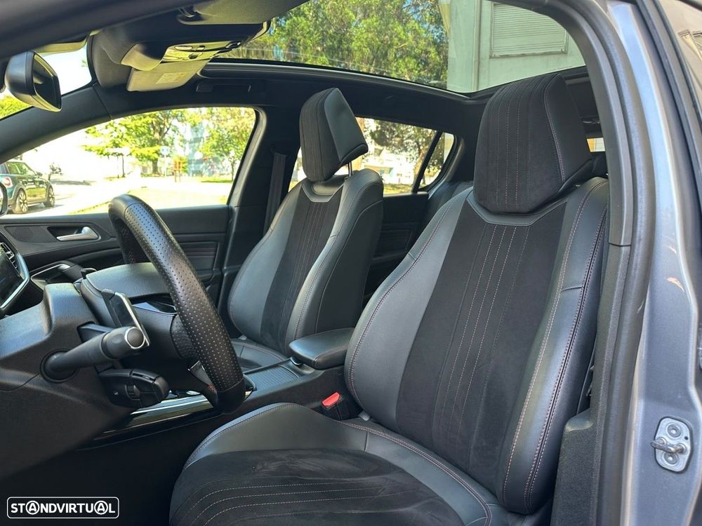 Peugeot 308 1.2 PureTech GT EAT8 - 10