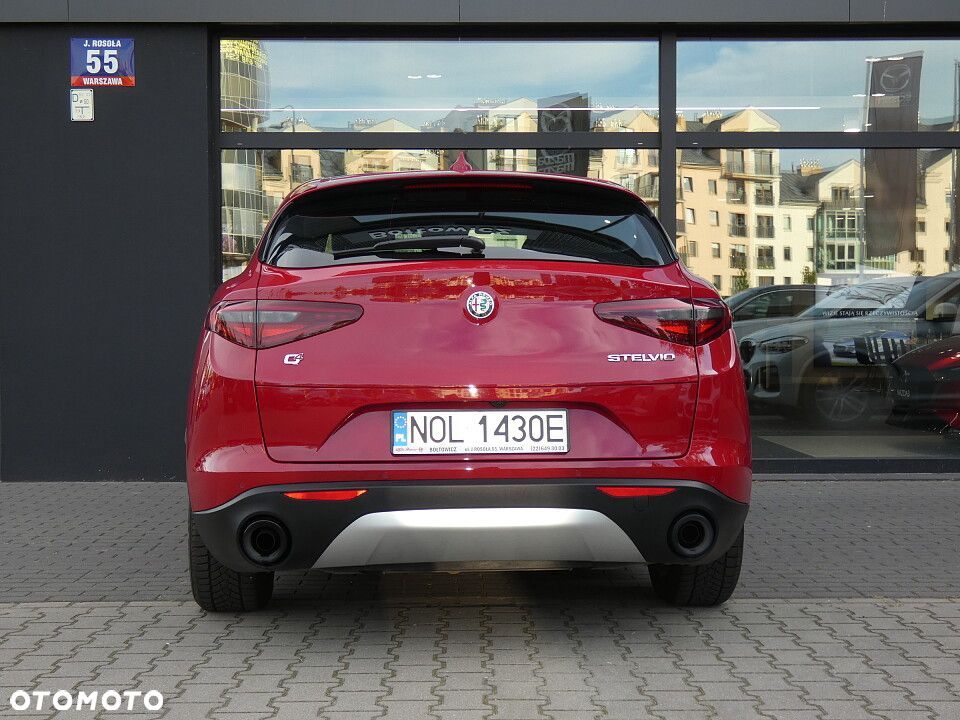 Alfa Romeo Stelvio 2.0 Turbo Super Q4 - 6