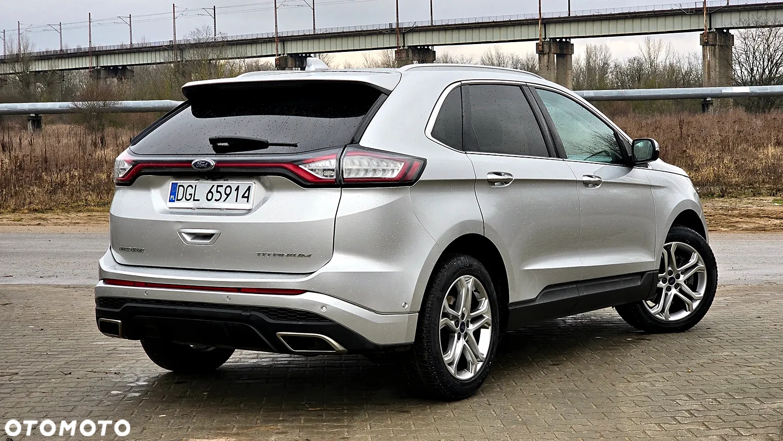 Ford Edge - 2