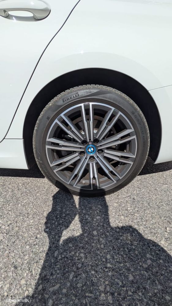 BMW 330 - 10