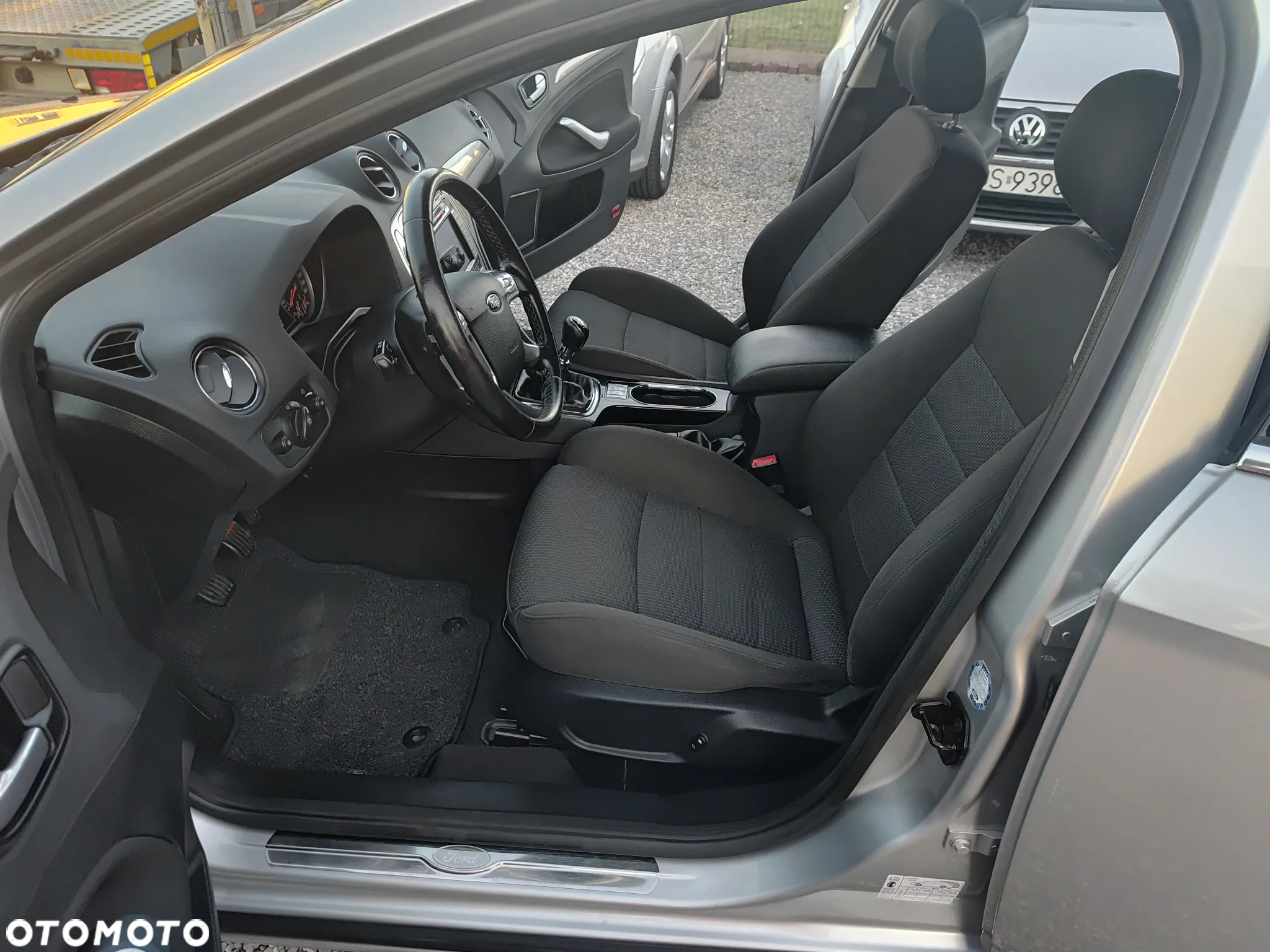 Ford Mondeo 2.0 TDCi Titanium - 14