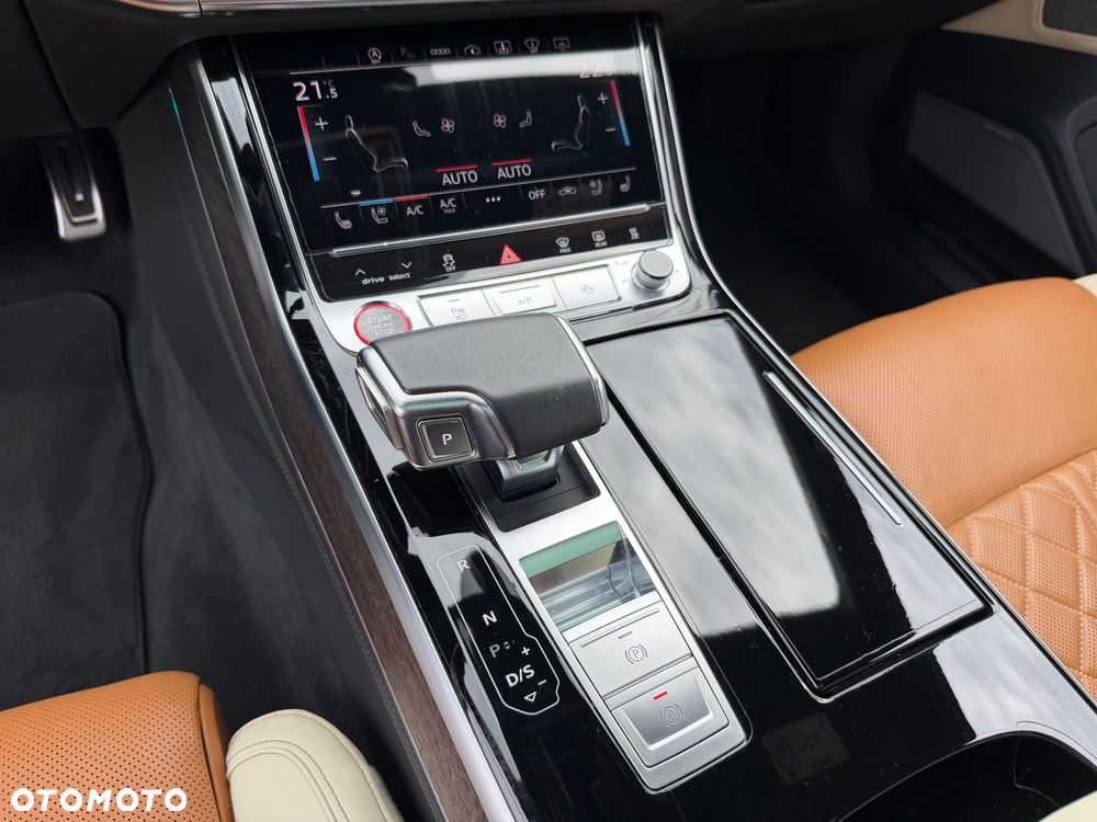 Audi S8 - 21