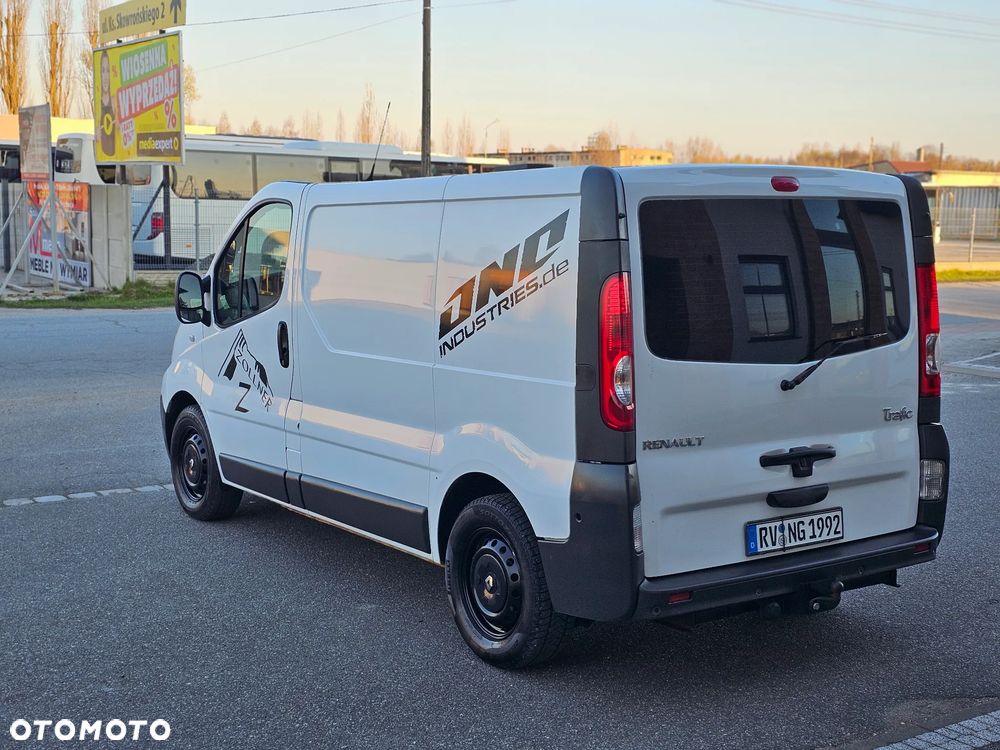 Renault Trafic - 8