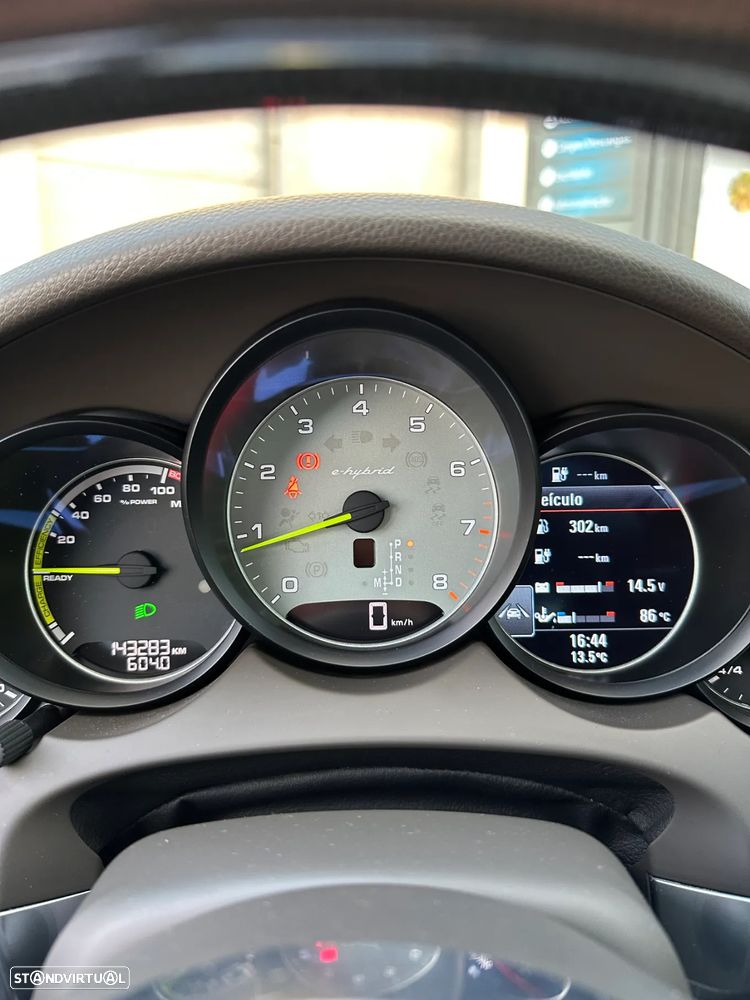 Porsche Cayenne S Tiptronic S - 25