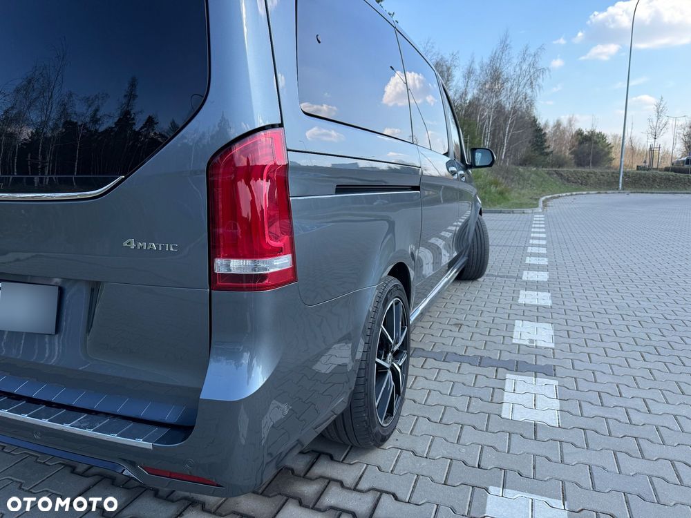 Mercedes-Benz Klasa V 300 d Extralang 9G-TRONIC - 30