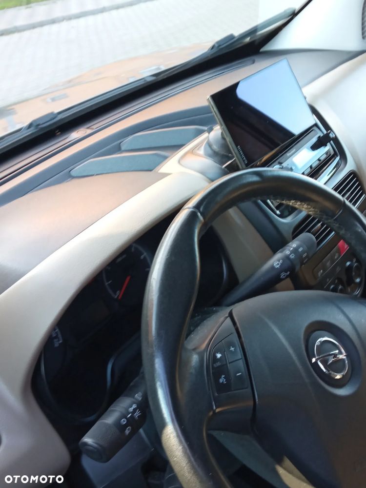 Opel Combo - 24