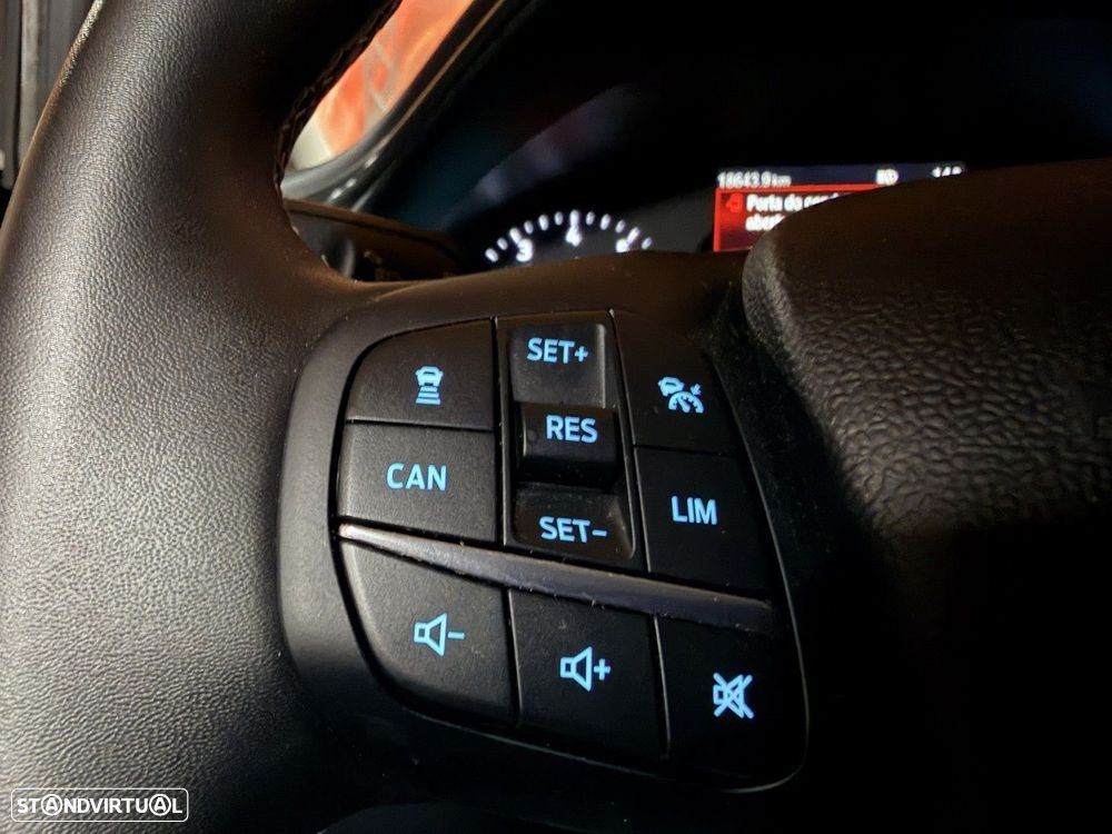 Ford Puma 1.0 EcoBoost MHEV Titanium Design - 15