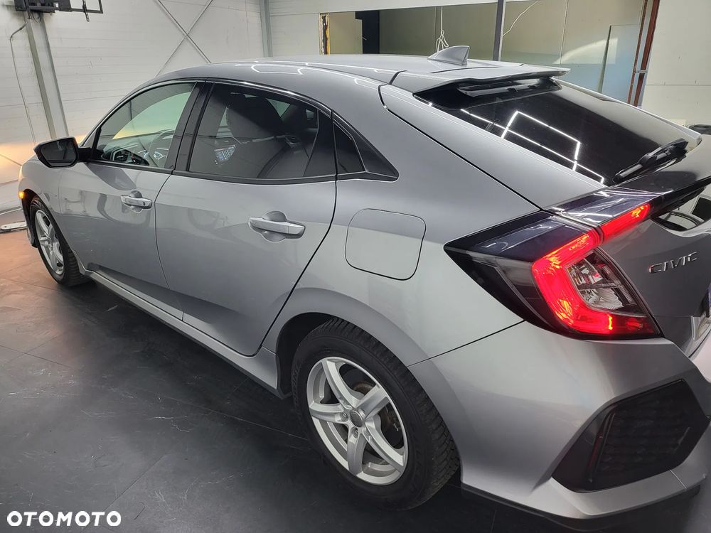 Honda Civic 1.0 i-VTEC Turbo CVT Comfort Sport - 14