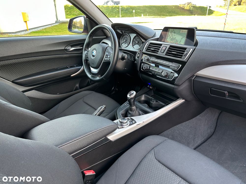 BMW Seria 1 116d EfficientDynamics - 15