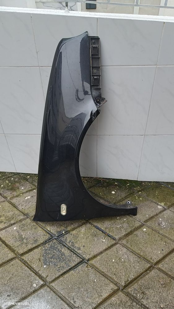 guarda lamas direito VW golf 4 IV 2001 - 1