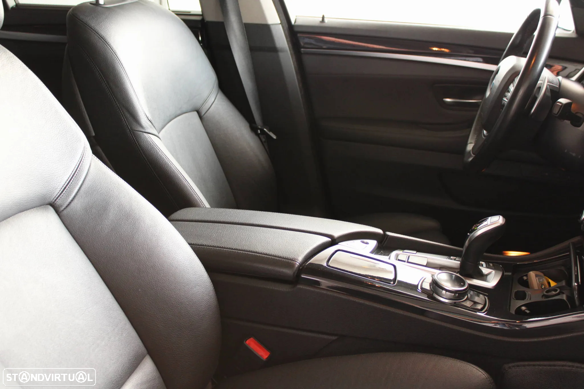 BMW 535 d Line Luxury Auto - 8