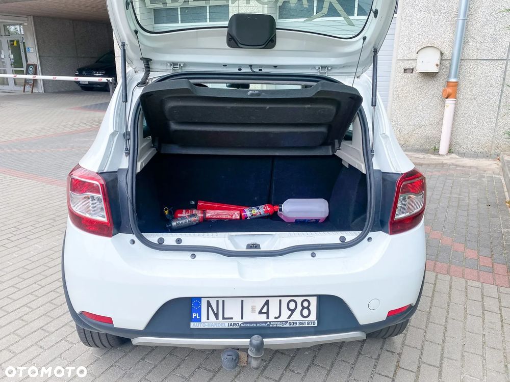 Dacia Sandero 0.9 TCe Laureate - 4