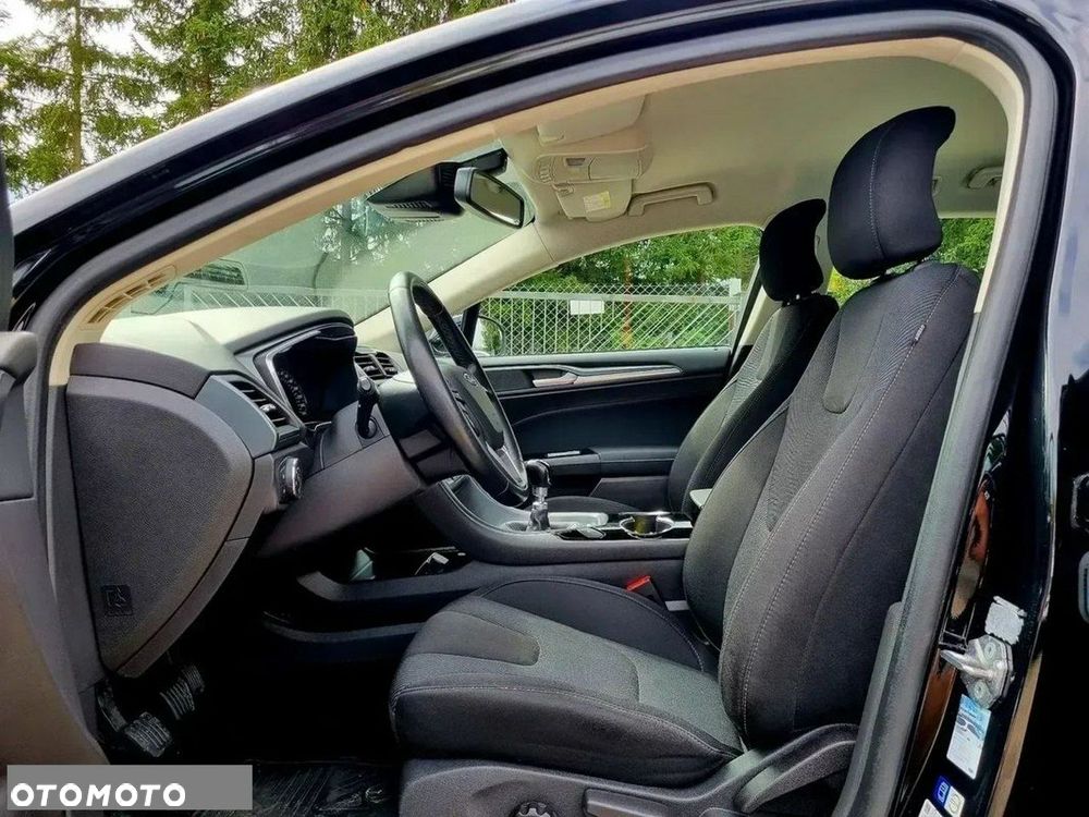 Ford Mondeo SW - 9