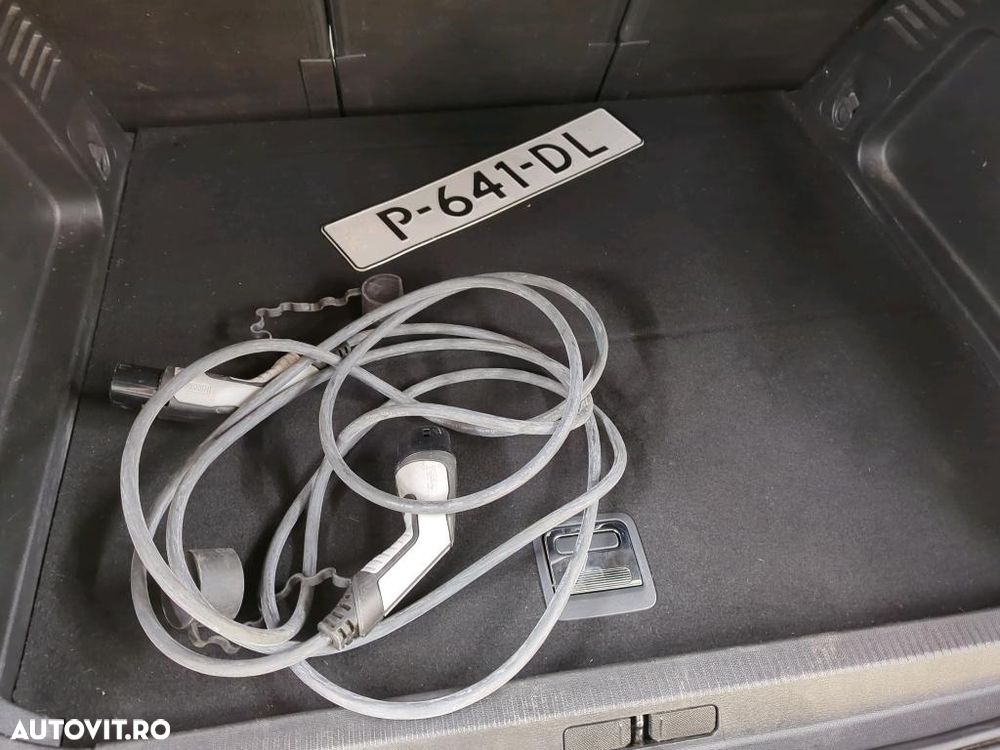 Citroën C5 Aircross 1.6 PHeV FWD 225 EAT8 Shine - 13