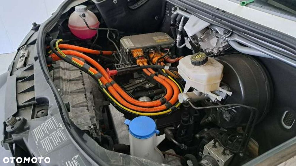 Mercedes-Benz Sprinter - 18