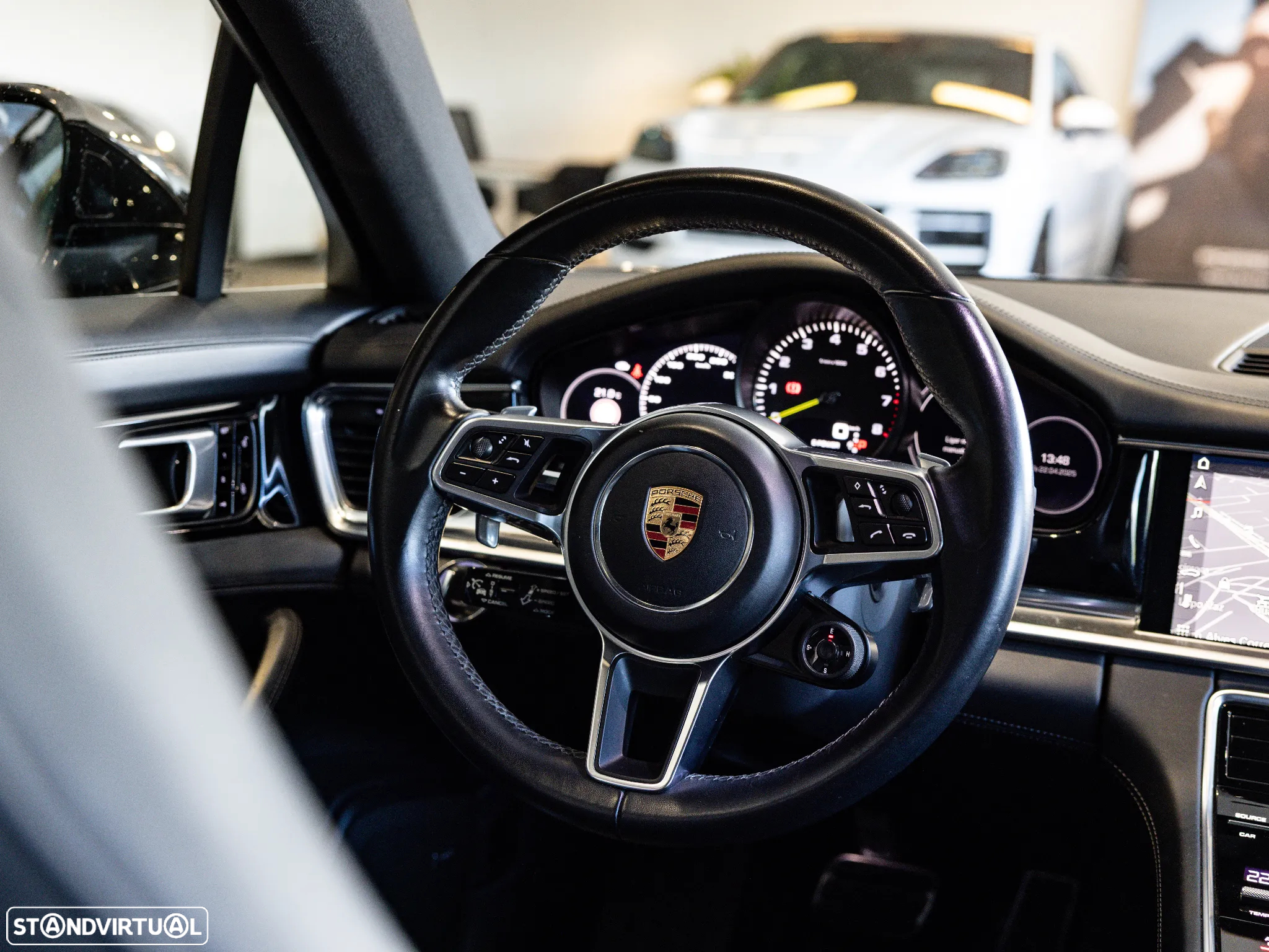 Porsche Panamera Sport Turismo 4 E-Hybrid - 26