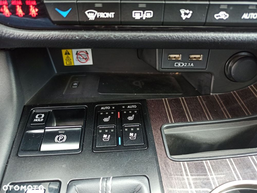 Lexus RX - 20